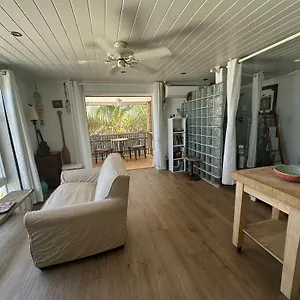 Beach'nbarefoot Apartment